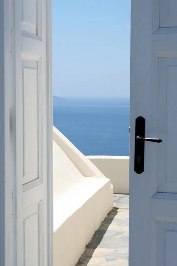 feng-shui-en-tu-recibidor-puerta