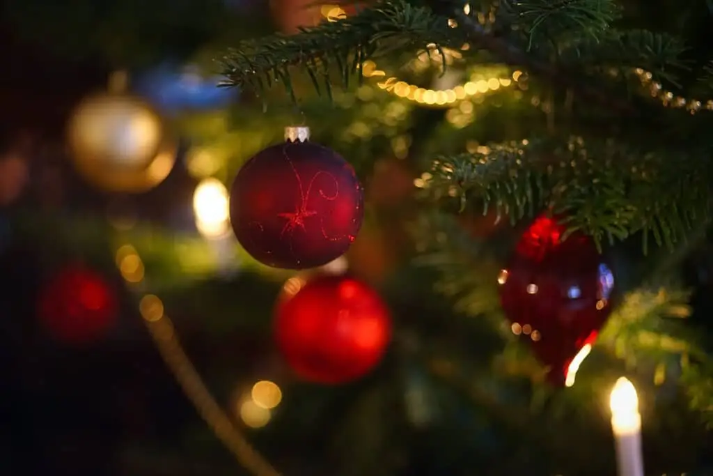 Ritual de limpieza Feng Shui para año nuevo-luces de Navidad